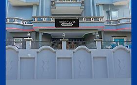 Super Oyo Townhouse Vijay Khand Gomti Nagar